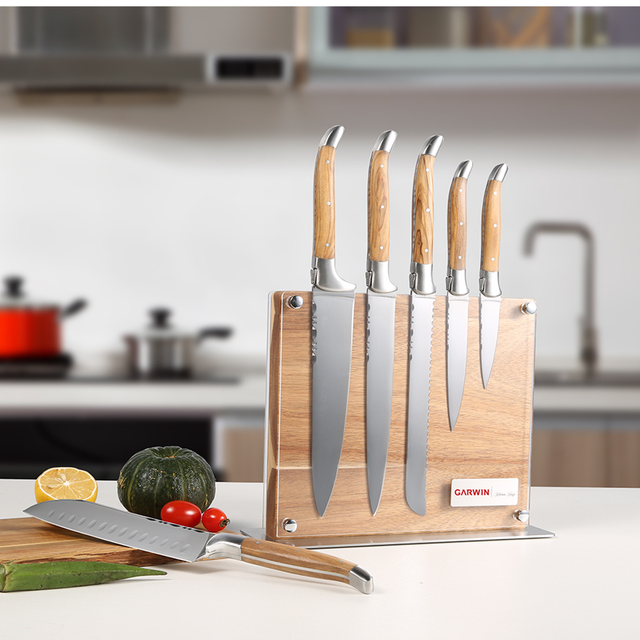 Set di coltelli da cucina premium da 7 pezzi con lame in acciaio inossidabile di alta qualità ed elegante manico in legno d'ulivo
