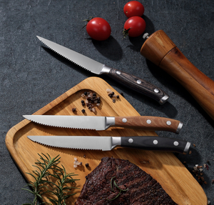 Wood Grain Handled Serrated Steak Knives - Premium, Ergonomic Design for Perfect Cuts