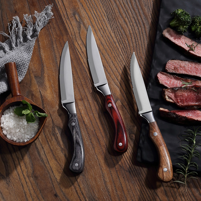 Competitive Price Double-Riveted One-Piece Cutting Sharpened Steak Knife with Pakka Wood Handle