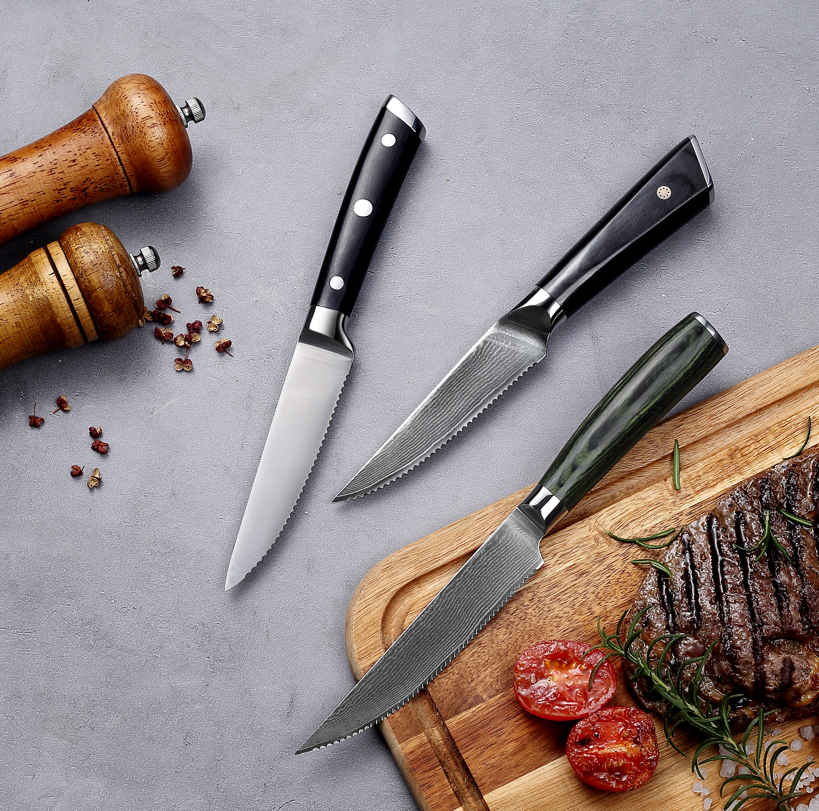 سكاكين شرائح اللحم بدرجة احترافية: شفرات حادة من الفولاذ المقاوم للصدأ كاملة التانغ للحصول على قطع مثالية