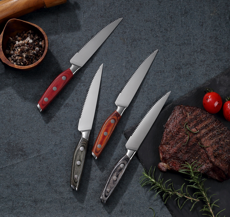Couteaux à steak à grand manche en grain de bois, lames dentelées pour une coupe sans effort, design intemporel