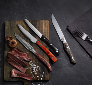 لکڑی سے ہینڈل اسٹیک چاقو کی مختلف قسمیں سجیلا اور زنگ آلود، عمدہ کھانے کے لیے بہترین